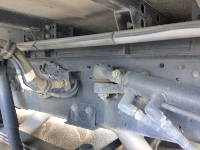 日野プロフィアアルミウイング大型（10t）[写真19]