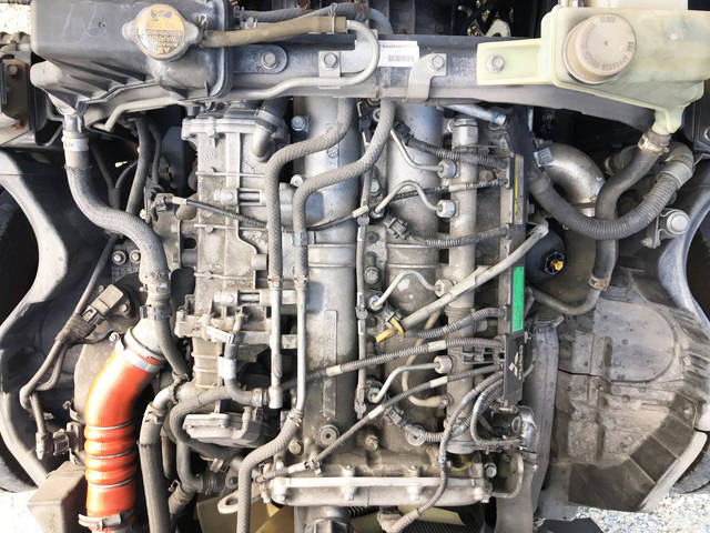 三菱ふそうキャンターアルミバン小型（2t・3t）[写真22]