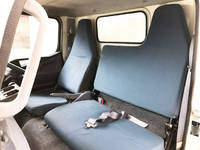 三菱ふそうキャンターアルミバン小型（2t・3t）[写真26]