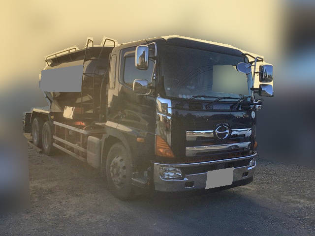 日野プロフィアバルク車（粉粒体運搬車）大型（10t）[写真03]