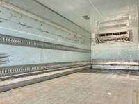 日野レンジャー冷凍車（冷蔵車）小型（2t・3t）[写真12]