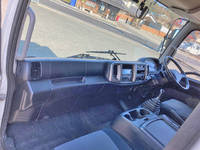 日野レンジャー冷凍車（冷蔵車）小型（2t・3t）[写真30]