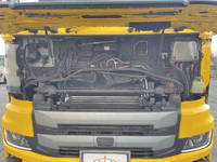 日野プロフィア汚泥吸引車大型（10t）[写真23]