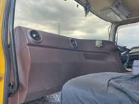 日野プロフィア汚泥吸引車大型（10t）[写真32]