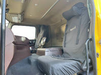 日野プロフィア汚泥吸引車大型（10t）[写真33]