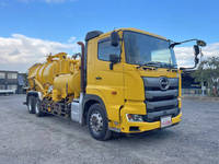 日野プロフィア汚泥吸引車大型（10t）[写真03]