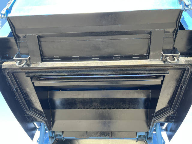 日産アトラスパッカー車（塵芥車）小型（2t・3t）[写真12]