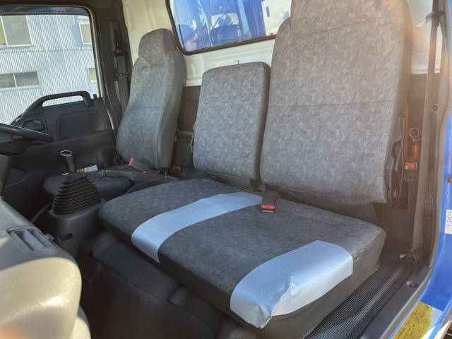 日産アトラスパッカー車（塵芥車）小型（2t・3t）[写真15]