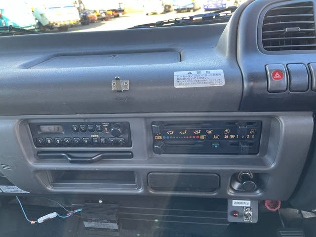 日産アトラスパッカー車（塵芥車）小型（2t・3t）[写真33]