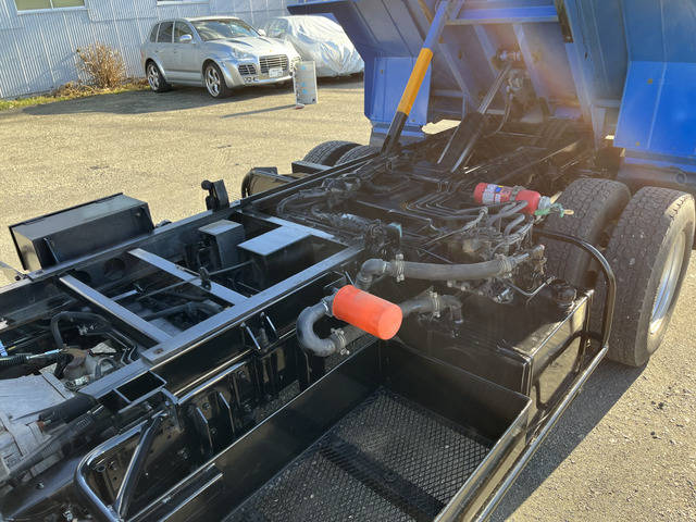 日産アトラスパッカー車（塵芥車）小型（2t・3t）[写真09]