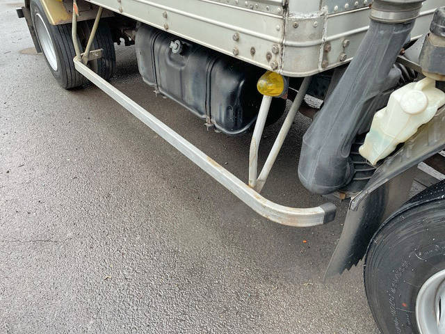 いすゞエルフアルミバン小型（2t・3t）[写真20]