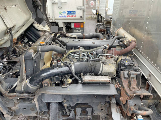 いすゞエルフアルミバン小型（2t・3t）[写真27]