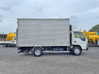 いすゞエルフアルミバン小型（2t・3t）[写真07]