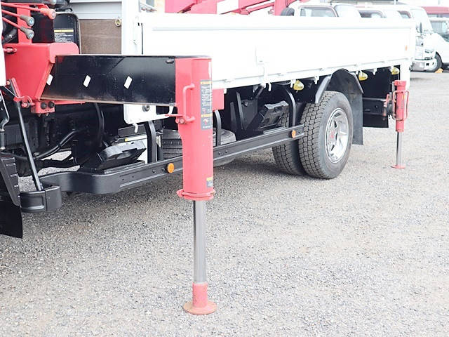 三菱ふそうキャンタークレーン6段小型（2t・3t）[写真15]