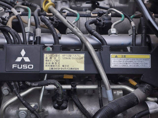 三菱ふそうキャンタークレーン6段小型（2t・3t）[写真21]