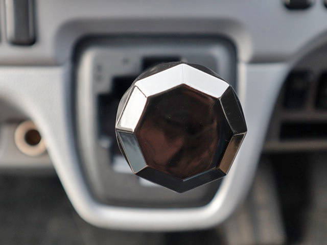 三菱ふそうキャンタークレーン6段小型（2t・3t）[写真34]