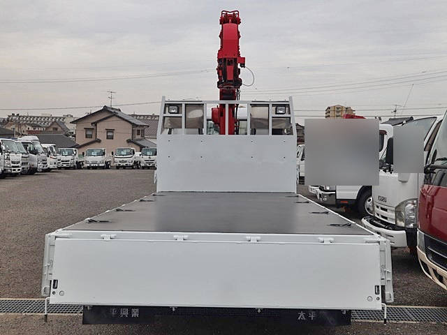 三菱ふそうキャンタークレーン6段小型（2t・3t）[写真09]