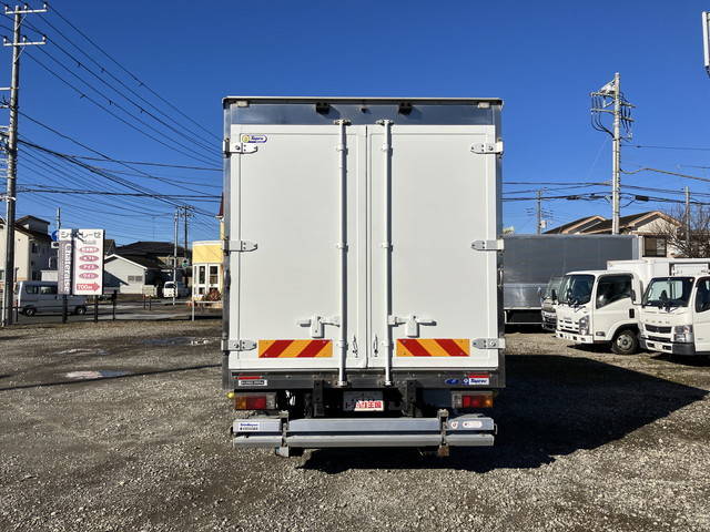 日野デュトロ冷凍車（冷蔵車）小型（2t・3t）[写真10]