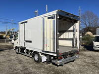 日野デュトロ冷凍車（冷蔵車）小型（2t・3t）[写真11]