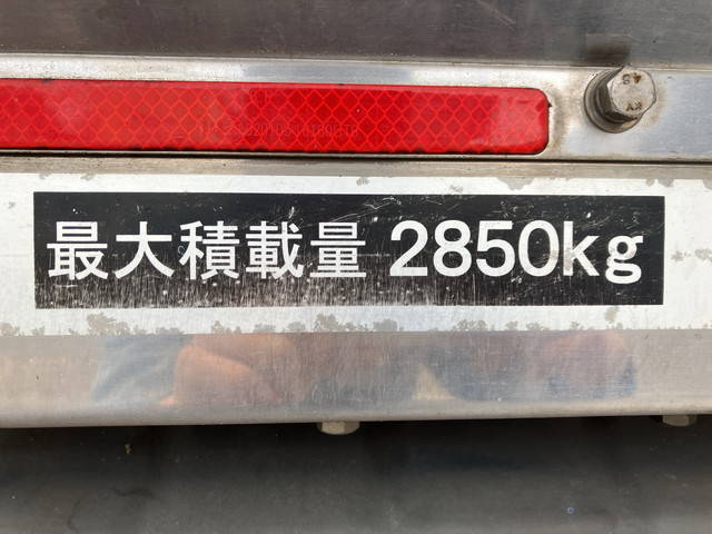 日野デュトロ冷凍車（冷蔵車）小型（2t・3t）[写真18]