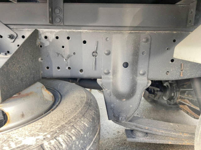 いすゞエルフ冷凍車（冷蔵車）小型（2t・3t）[写真15]