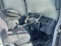 いすゞエルフ冷凍車（冷蔵車）小型（2t・3t）[写真21]