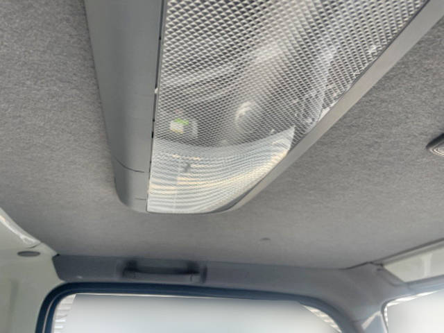 いすゞエルフ冷凍車（冷蔵車）小型（2t・3t）[写真22]