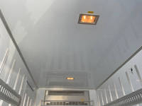 いすゞエルフ冷凍車（冷蔵車）小型（2t・3t）[写真06]