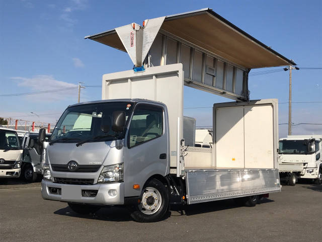 トヨタトヨエースアルミウイング小型（2t・3t）[写真03]