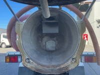 いすゞエルフ汚泥吸引車小型（2t・3t）[写真13]