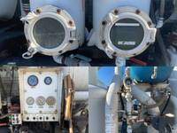 いすゞエルフ汚泥吸引車小型（2t・3t）[写真15]