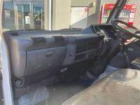 いすゞエルフ汚泥吸引車小型（2t・3t）[写真29]