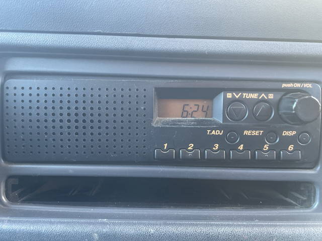 いすゞエルフ汚泥吸引車小型（2t・3t）[写真34]