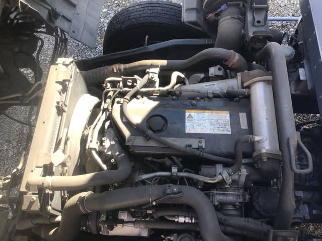 いすゞフォワード冷凍車（冷蔵車）中型（4t）[写真22]