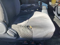 いすゞフォワード冷凍車（冷蔵車）中型（4t）[写真28]