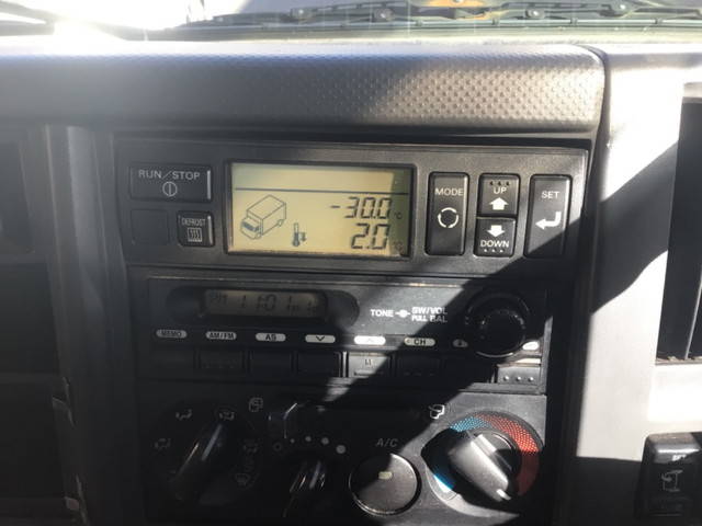 いすゞフォワード冷凍車（冷蔵車）中型（4t）[写真33]