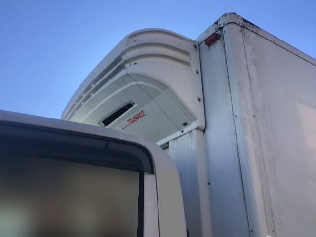 いすゞフォワード冷凍車（冷蔵車）中型（4t）[写真05]