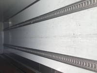 いすゞフォワード冷凍車（冷蔵車）中型（4t）[写真08]