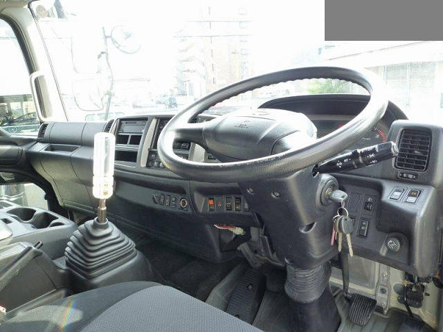 日野レンジャーアルミウイング増トン（6t・8t）[写真15]