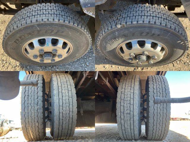 いすゞフォワード冷蔵冷凍ウイング中型（4t）[写真20]