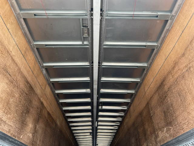 その他のメーカーその他の車種ウイングトレーラー大型（10t）[写真12]