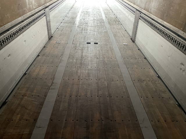 その他のメーカーその他の車種ウイングトレーラー大型（10t）[写真13]