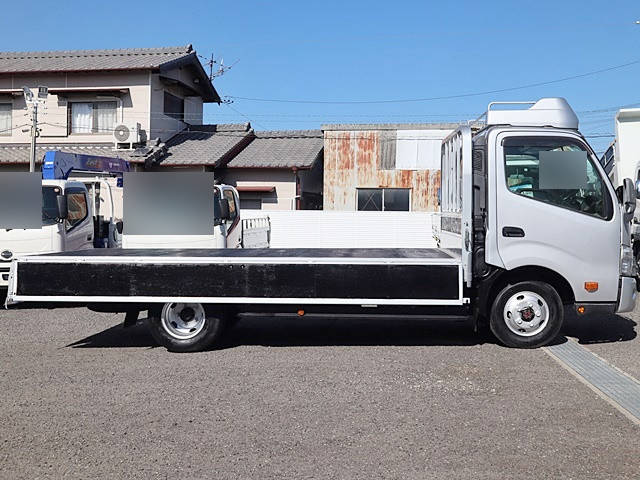 トヨタダイナ平ボディ小型（2t・3t）[写真09]