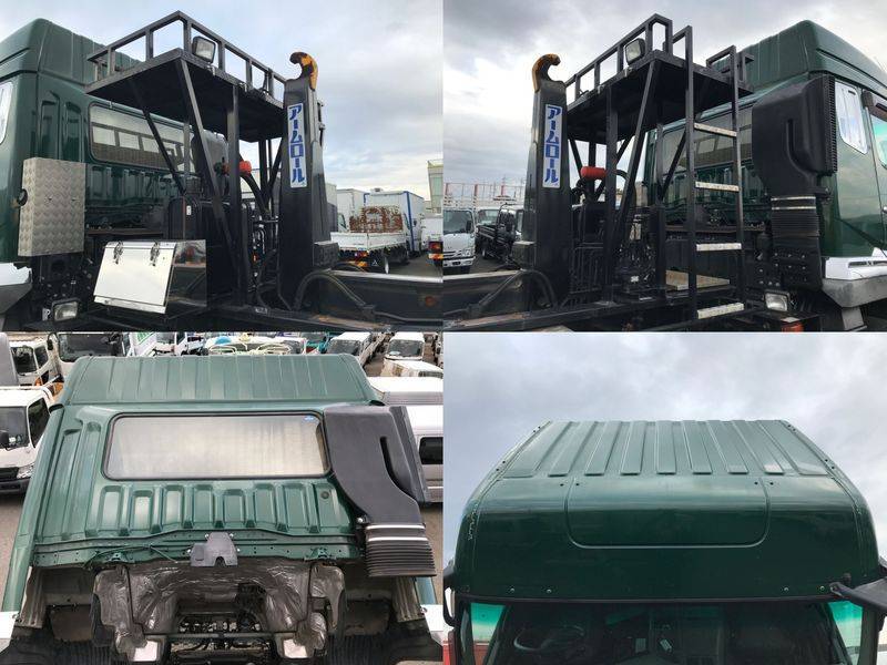 三菱ふそうスーパーグレートコンテナ専用車大型（10t）[写真15]