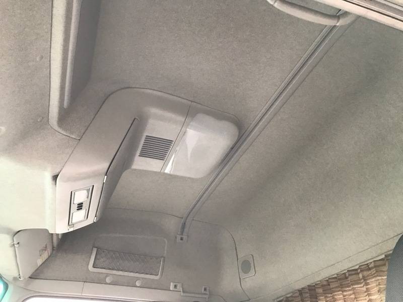 三菱ふそうスーパーグレートコンテナ専用車大型（10t）[写真17]