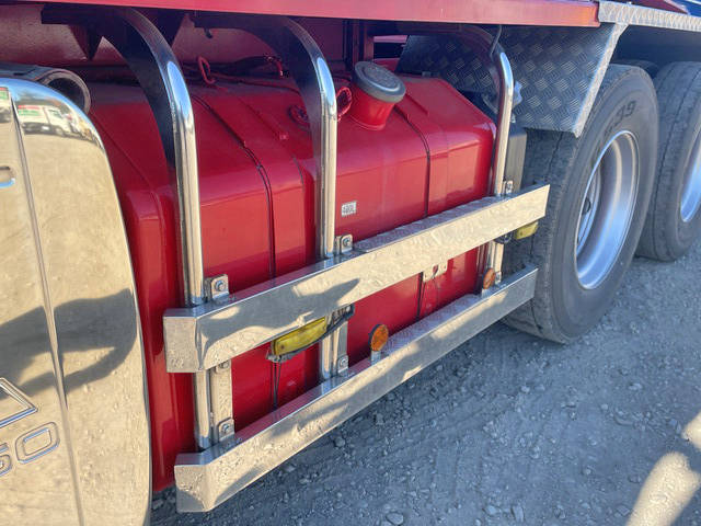 三菱ふそうスーパーグレートトレーラーヘッド（トラクターヘッド）大型（10t）[写真21]