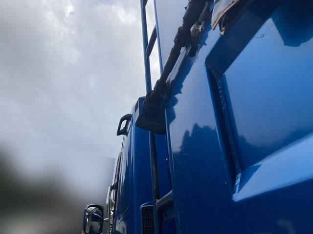 日野プロフィアダンプ大型（10t）[写真07]