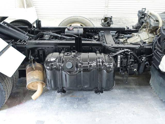 いすゞエルフローダーダンプ小型（2t・3t）[写真16]