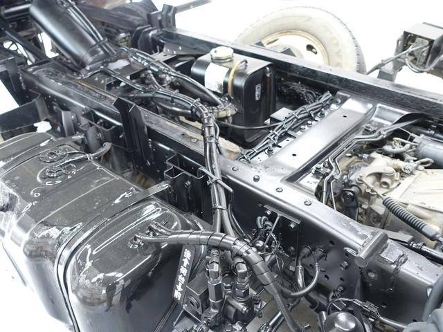 いすゞエルフローダーダンプ小型（2t・3t）[写真17]