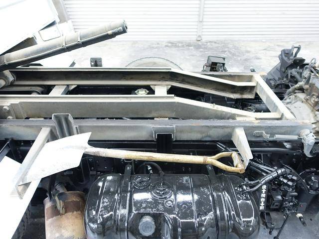 いすゞエルフローダーダンプ小型（2t・3t）[写真21]